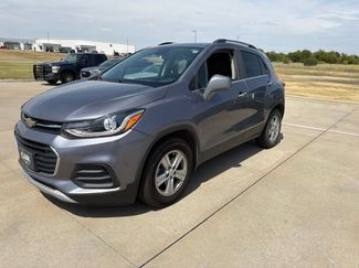 Used 2019 Chevrolet Trax LT w/ LT Convenience Package FWD video 1