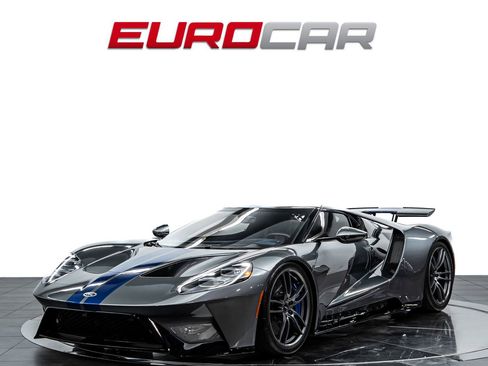 Used 2018 Ford GT RWD image 1