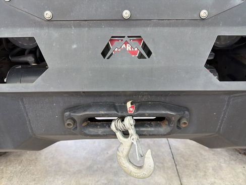 Used 2019 Jeep Wrangler Unlimited Sahara image 18