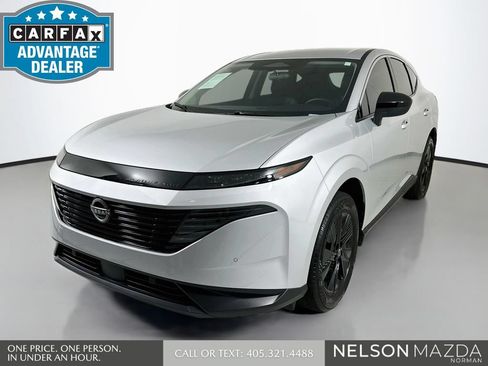 Used 2025 Nissan Murano SV FWD image 1