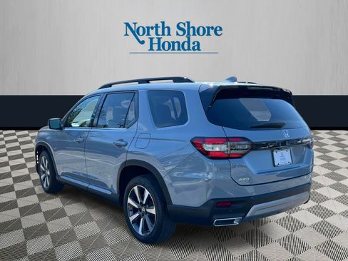 Certified 2023 Honda Pilot Touring image 4
