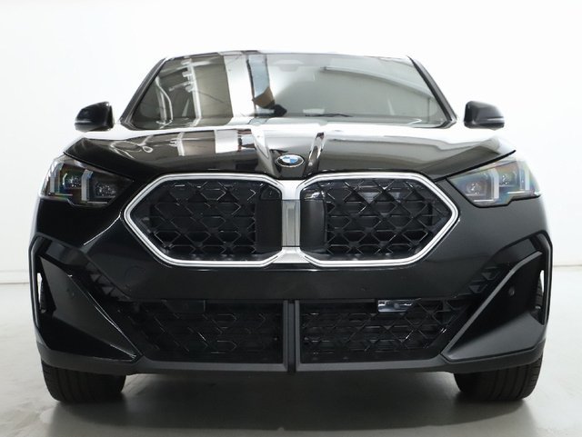 Used 2026 BMW X2 xDrive28i w/ Technology Package AWD/4WD image 6