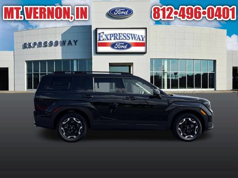 Used 2026 Hyundai Santa Fe SEL FWD image 5