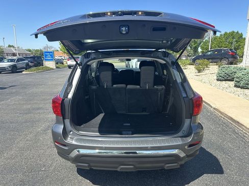 Used 2020 Nissan Pathfinder S FWD image 18