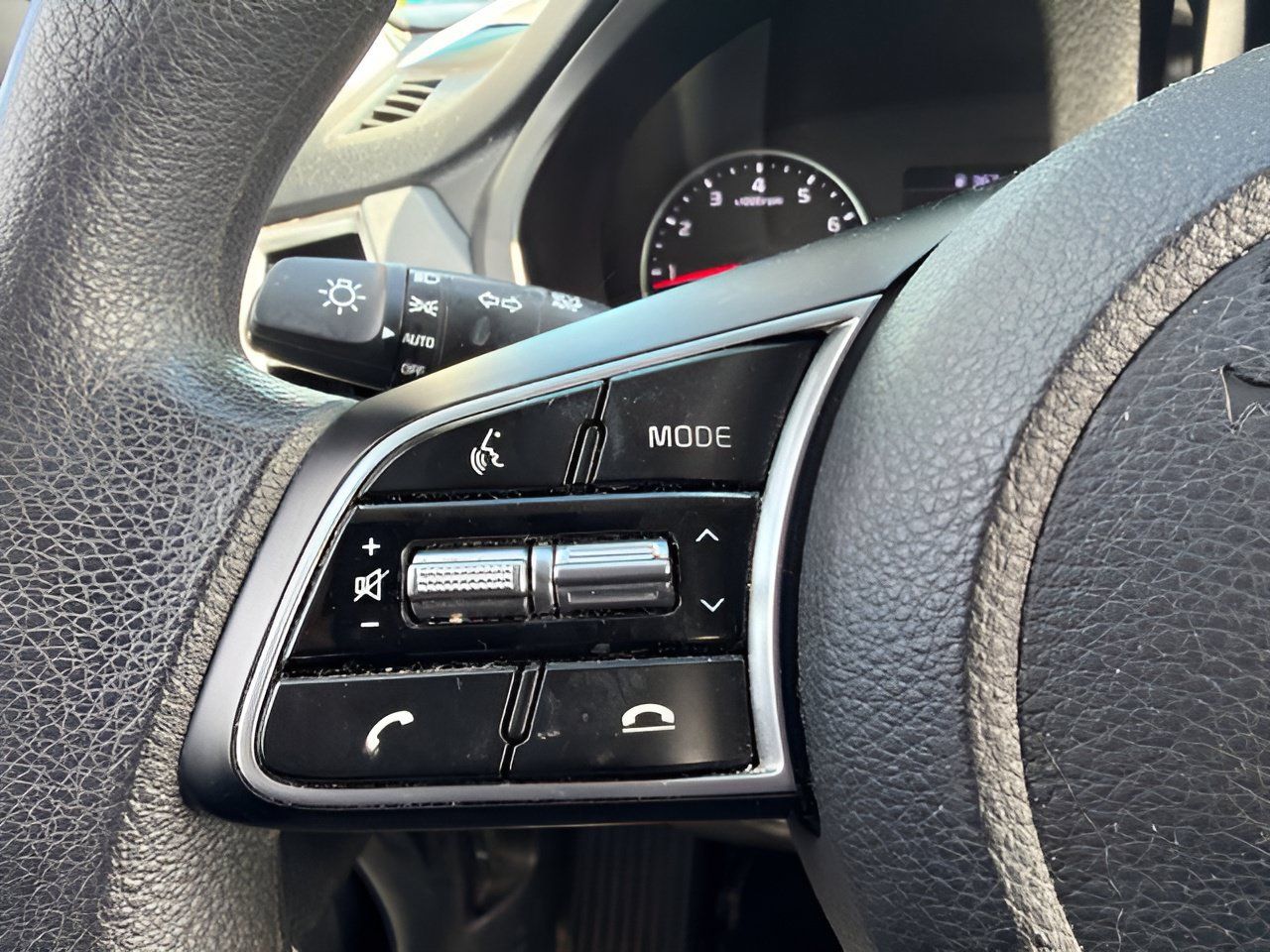 Used 2023 Kia Seltos LX AWD/4WD image 19