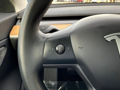 Used 2018 Tesla Model 3 Long Range RWD image 11