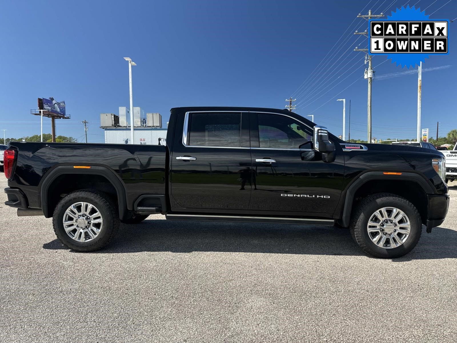 Used 2021 GMC Sierra 2500 Denali w/ Denali Ultimate Package AWD/4WD image 2