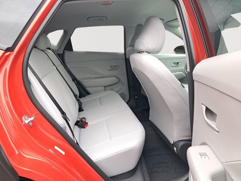 New 2025 Hyundai Kona SEL image 16