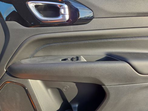 New 2026 Jeep Compass Latitude image 30