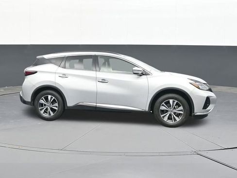 Used 2023 Nissan Murano SV image 18