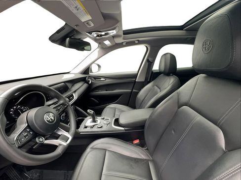 Used 2021 Alfa Romeo Stelvio Sprint w/ Sun & Sound Package RWD image 20