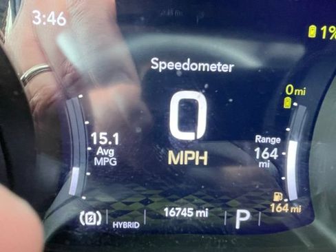 Used 2023 Jeep Wrangler Unlimited Sahara AWD/4WD image 20