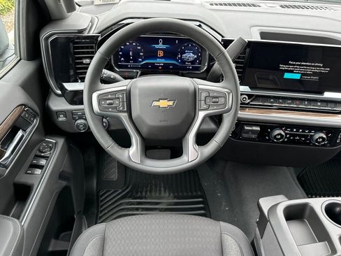 New 2025 Chevrolet Silverado 1500 LT image 16
