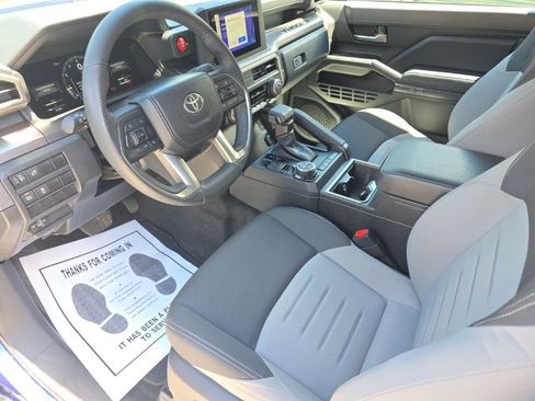 Certified 2024 Toyota Tacoma TRD Off-Road AWD/4WD image 12