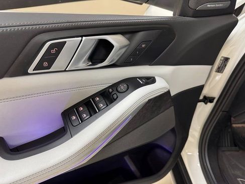 Used 2025 BMW X5 sDrive40i w/ Premium Package image 7