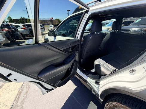 Used 2025 Subaru Outback Wilderness AWD/4WD image 21