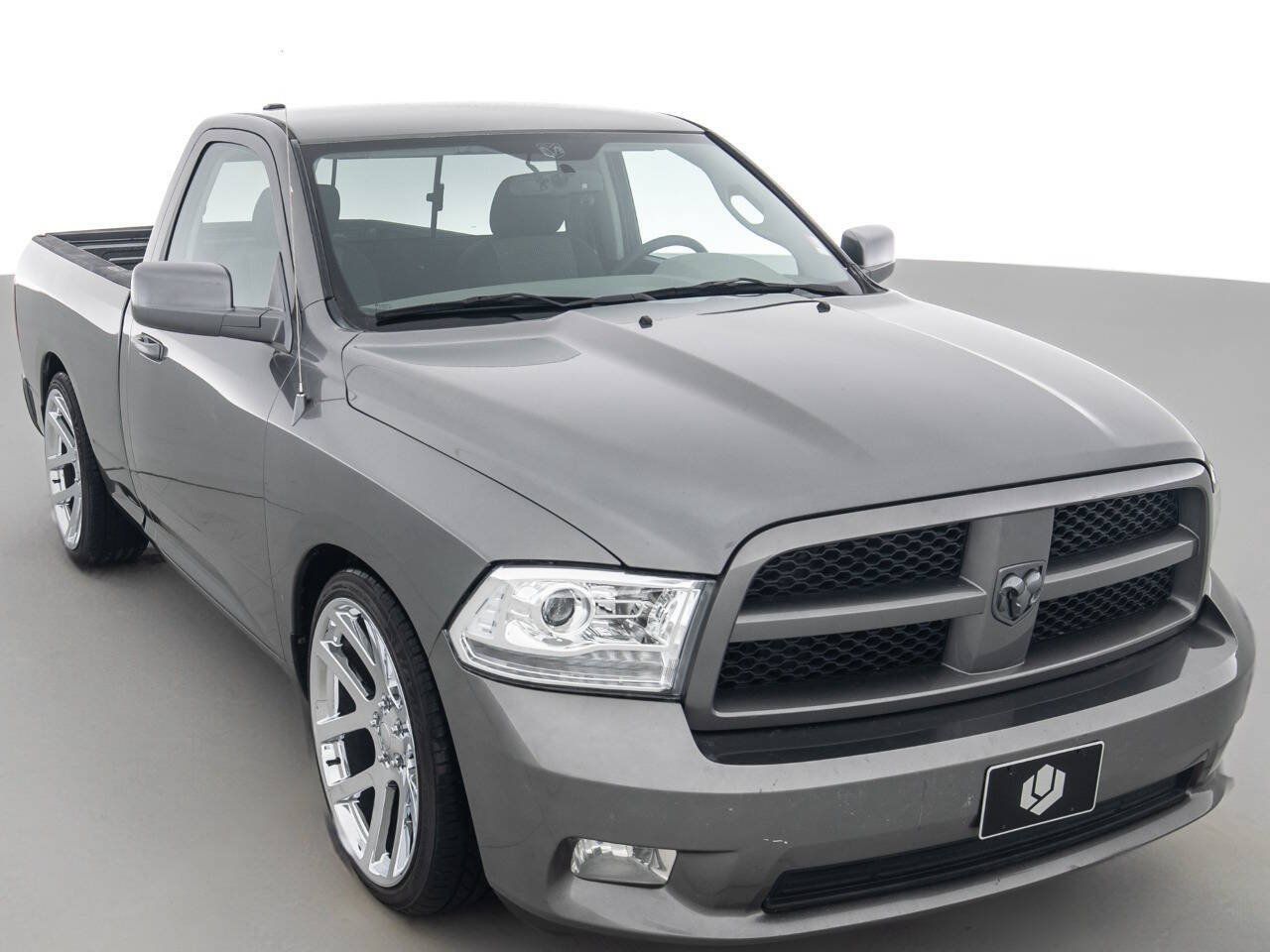 Used 2012 RAM 1500 Express RWD image 1