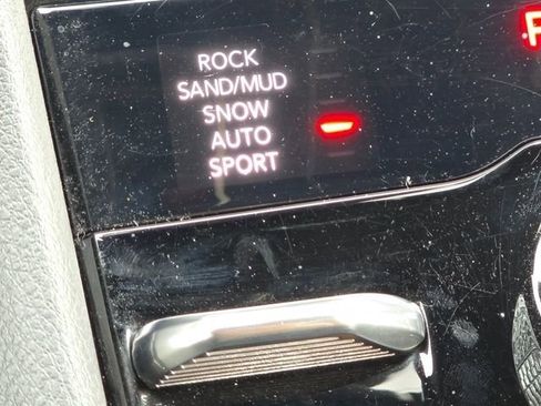 Used 2025 Jeep Grand Cherokee Summit image 19