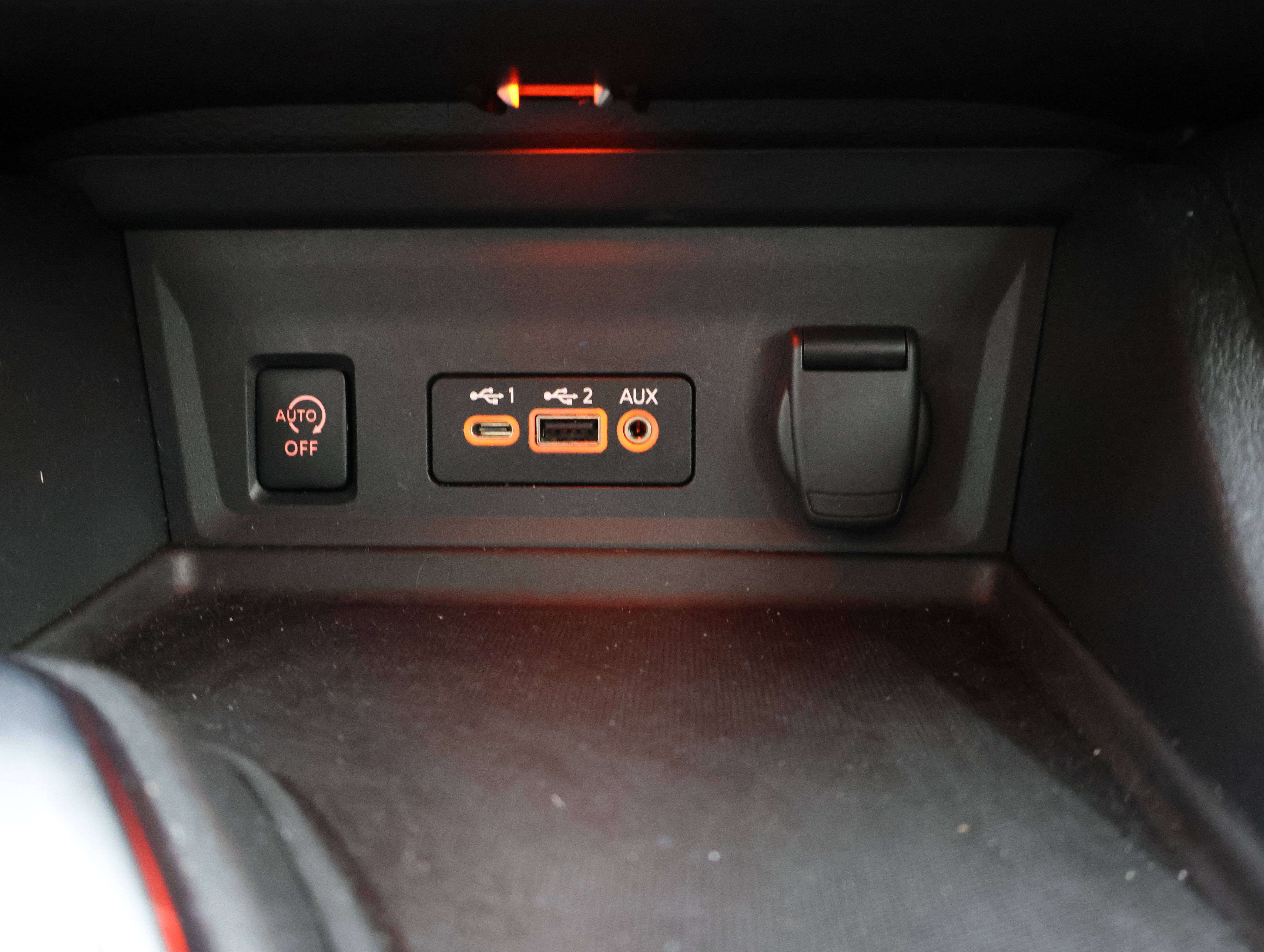 Used 2024 Nissan Sentra SV FWD image 41