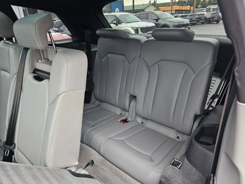 Used 2019 Audi Q7 3.0T Premium Plus image 25