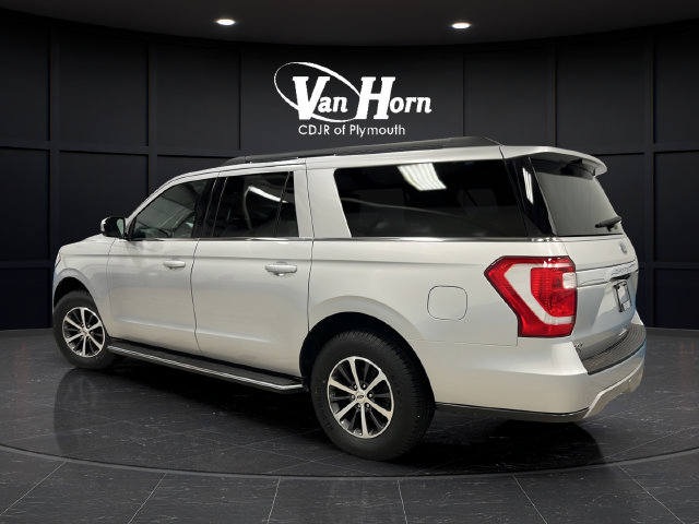 Used 2018 Ford Expedition Max XLT w/ Equipment Group 202A AWD/4WD image 5
