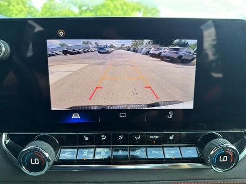 Certified 2023 Chevrolet Colorado Z71 w/ Z71 Convenience Package 2 AWD/4WD image 25