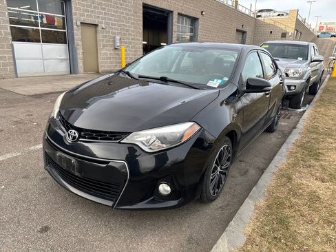 Used 2014 Toyota Corolla S image 3