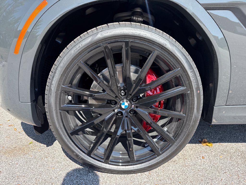 New 2027 BMW X6 xDrive40i w/ Executive Package AWD/4WD image 9