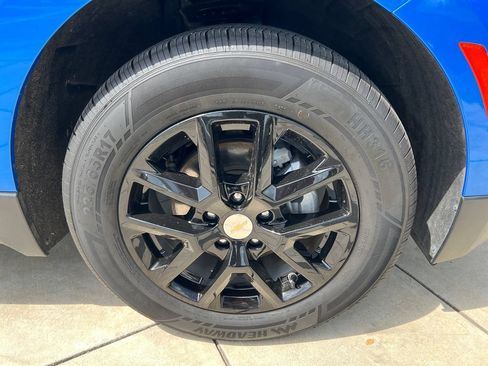 Used 2024 Chevrolet Equinox LT AWD/4WD image 5