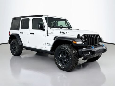 Used 2023 Jeep Wrangler Unlimited w/ Cold Weather Group AWD/4WD image 4
