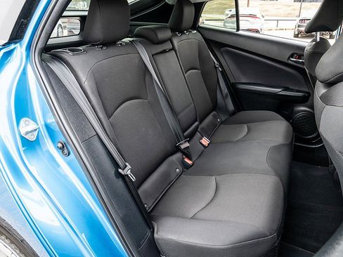 Used 2022 Toyota Prius L Eco image 21