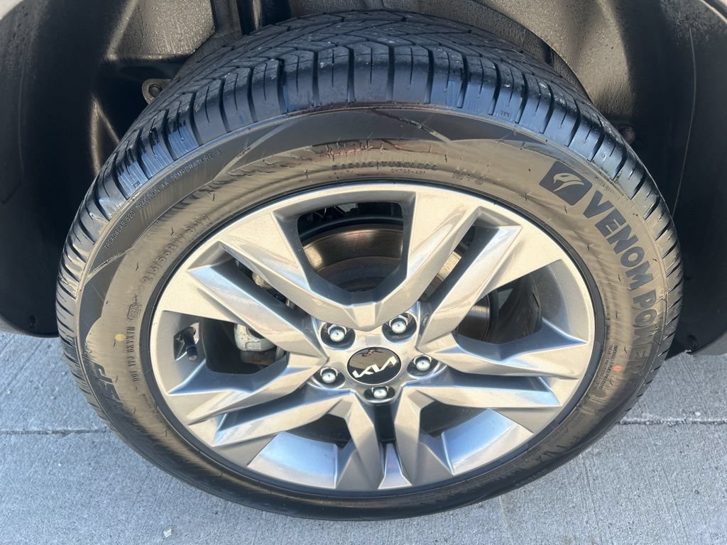 Used 2023 Kia Seltos LX AWD/4WD image 35