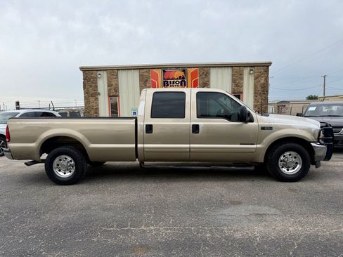 Used 2001 Ford F350 2WD Crew Cab Super Duty image 2