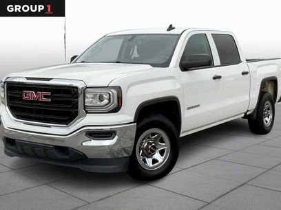 Used 2017 GMC Sierra 1500 2WD Crew Cab w/ Sierra Convenience Package