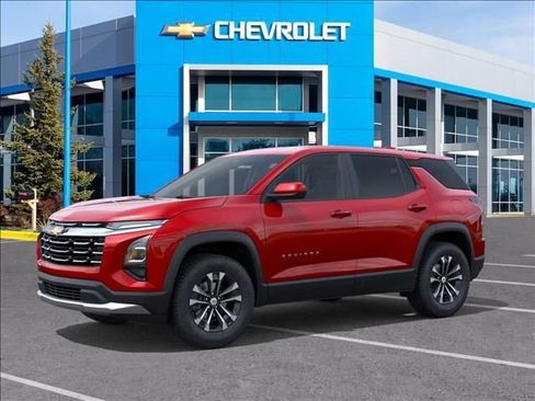 New 2026 Chevrolet Equinox LT image 2