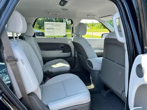 Used 2026 Hyundai Palisade SEL FWD image 6