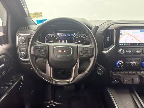 Used 2020 GMC Sierra 2500 AT4 w/ AT4 Premium Package AWD/4WD image 8