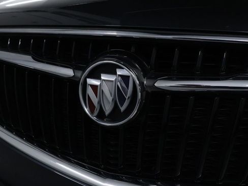 Used 2020 Buick Enclave Premium w/ Sun and Sites Package image 9