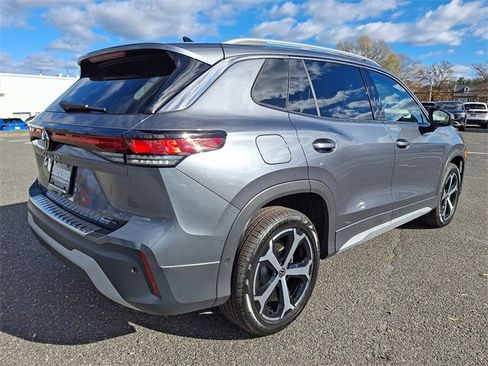 New 2026 Volkswagen Tiguan SE image 4