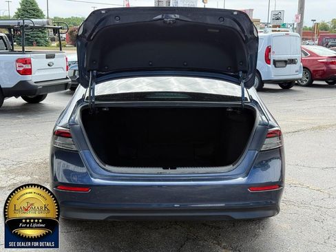 Used 2024 Honda Accord EX image 19