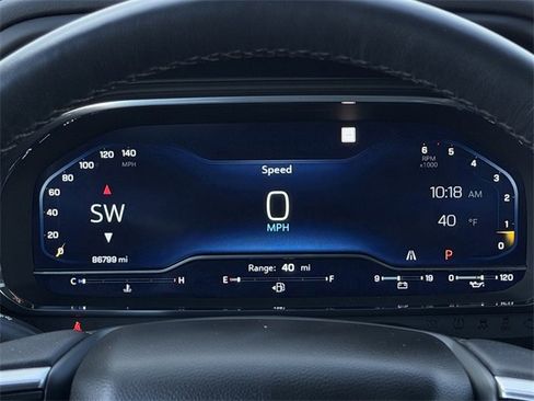 Used 2022 Chevrolet Tahoe LT w/ Luxury Package image 16