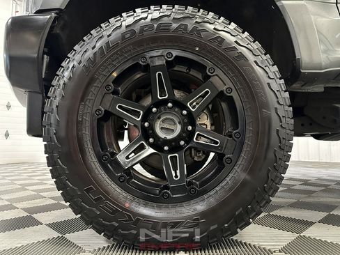 Used 2019 Ford F250 Lariat w/ Lariat Ultimate Package image 11