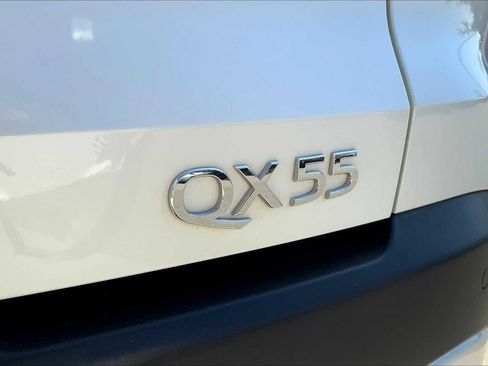 Used 2023 INFINITI QX55 Luxe w/ Cargo Package image 9