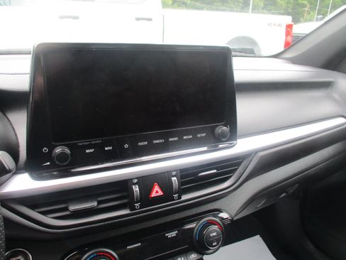 Used 2022 Kia Forte GT-Line w/ GT-Line Premium Package FWD image 14