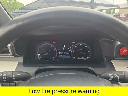 Used 2024 Toyota Tacoma TRD Off-Road AWD/4WD image 30