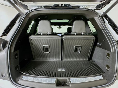 Used 2023 Cadillac XT6 Sport w/ Technology Package image 29