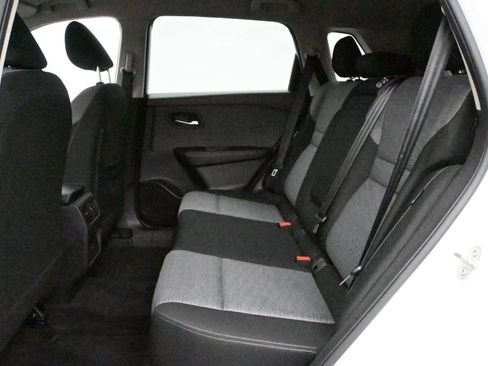 Used 2023 Nissan Rogue SV AWD/4WD image 9