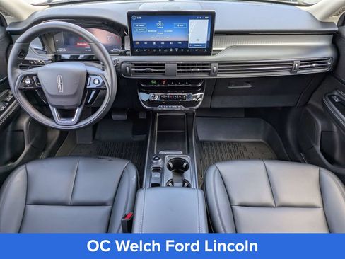 Certified 2026 Lincoln Corsair Premiere FWD image 10