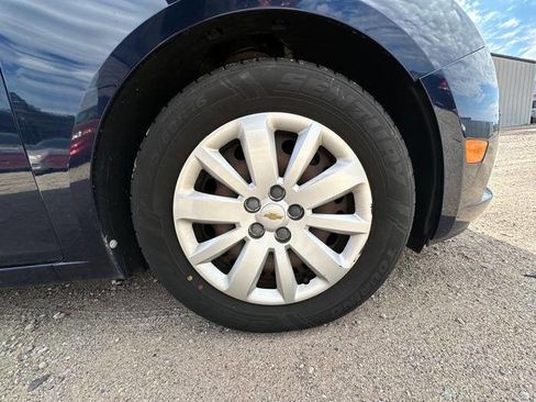 Used 2011 Chevrolet Cruze LS w/ Connectivity Package FWD image 19