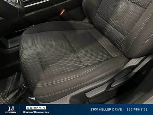 Used 2025 Chevrolet Equinox LT AWD/4WD image 19